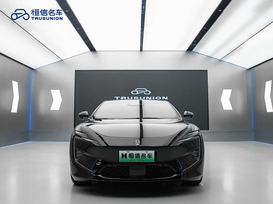 Avatr 12 2024 car image #3