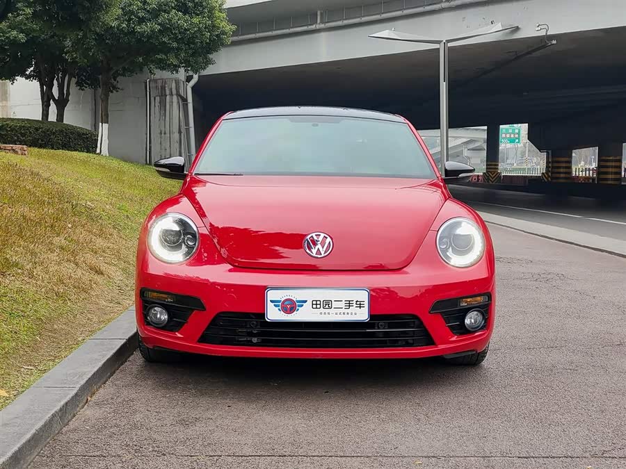 Volkswagen Beetle 2018 immagine di auto #3