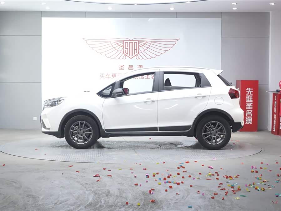 GEELY Vision X3 2021 car image #3