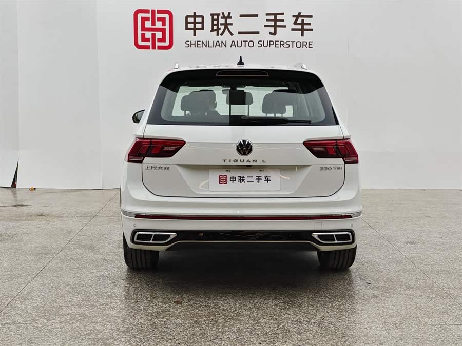 Volkswagen Tiguan L 2024 car image #3