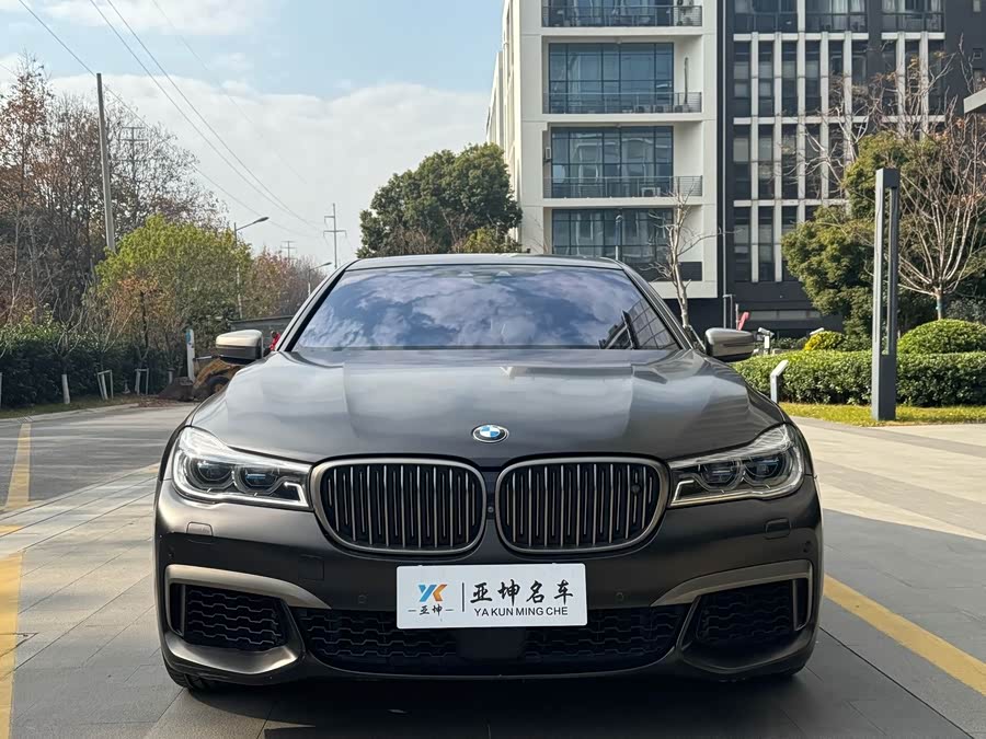 BMW 7 Series 2017 car image #3