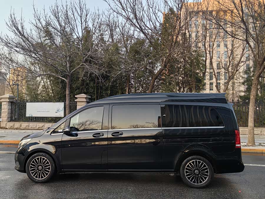 Mercedes-Benz V Class 2020 #3 Mercedes-Benz V Class 2020 car image #3