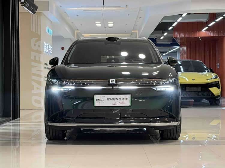 Zeekr 7X 2024 car image #3