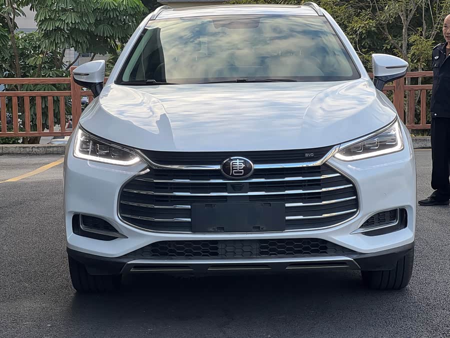 BYD Tang 2019 car image #3