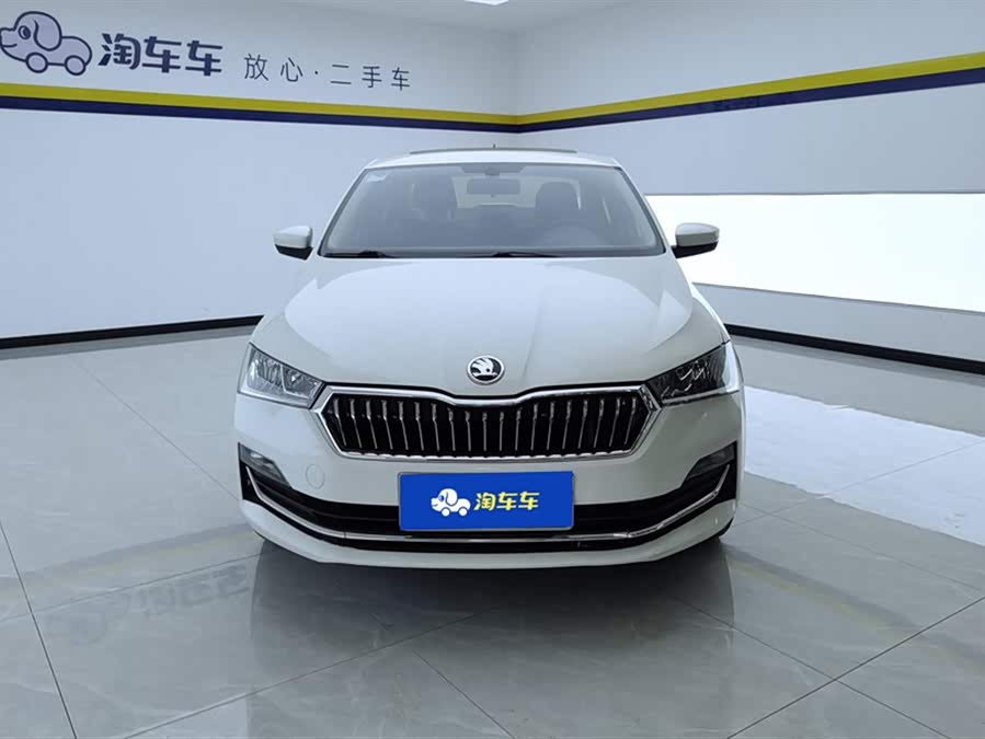 Skoda Rapid 2021 car image #3