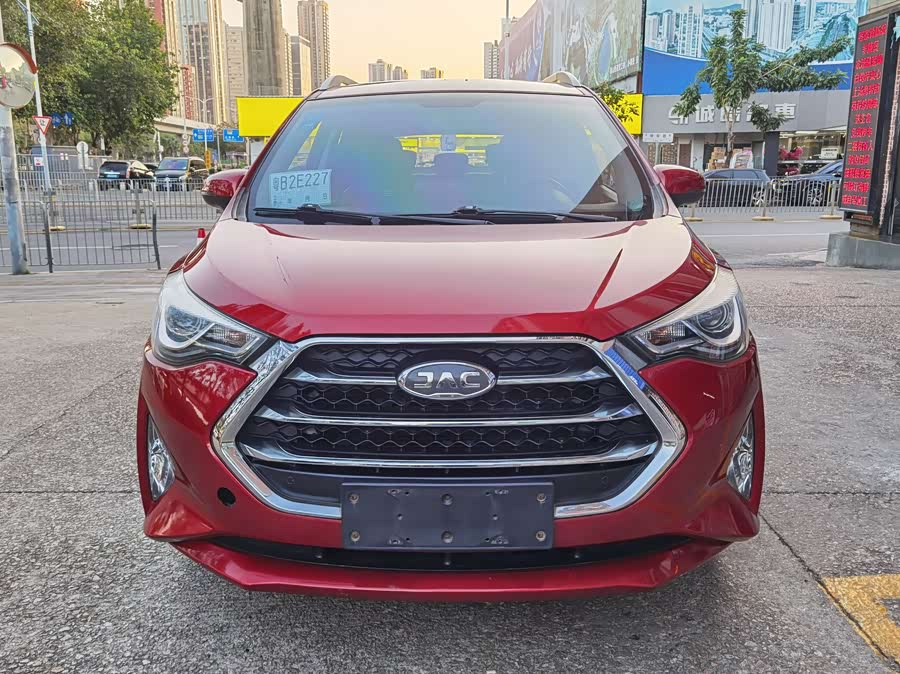 JAC 2017 #3 JAC 2017 car image #3