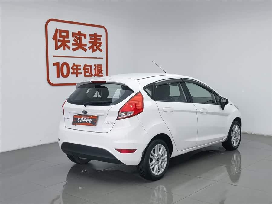 Ford Fiesta 2015 car image #3