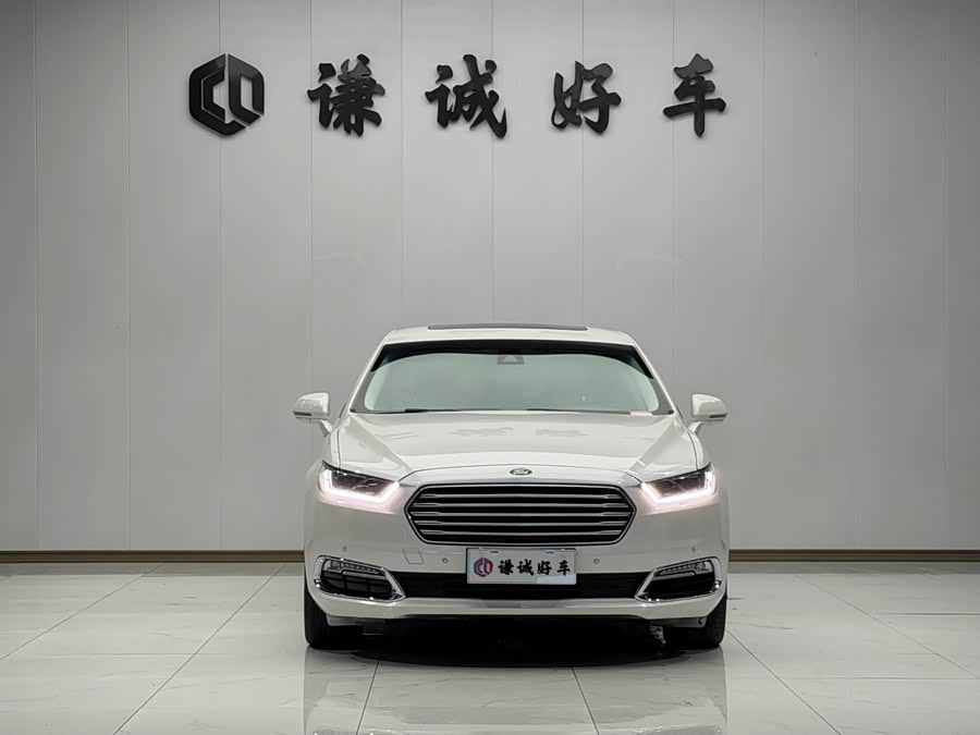 Ford Taurus 2017 car image #3