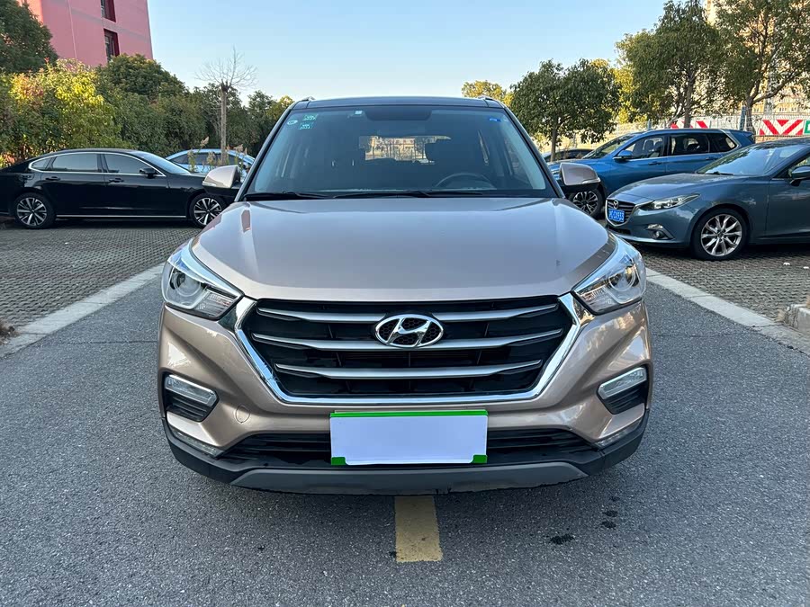 Hyundai ix25 2019 #3 Hyundai ix25 2019 car image #3
