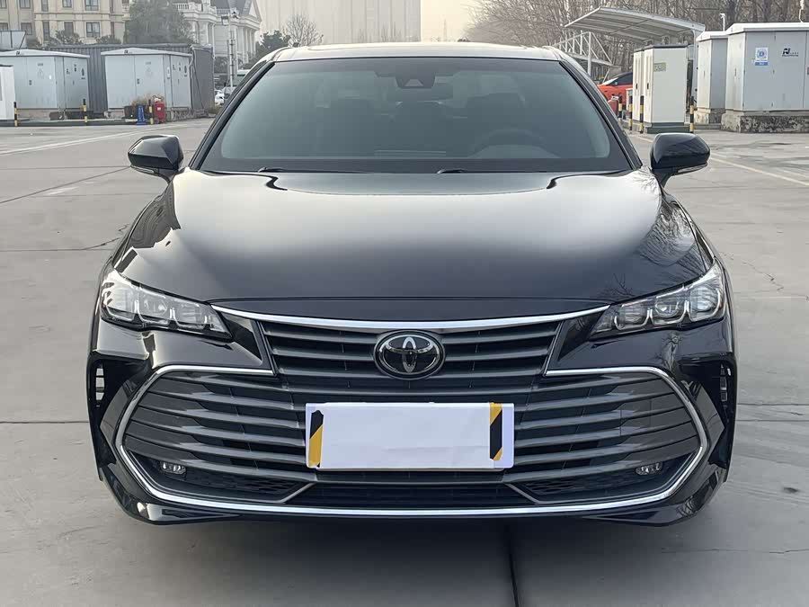 Toyota Avalon 2020 car image #3
