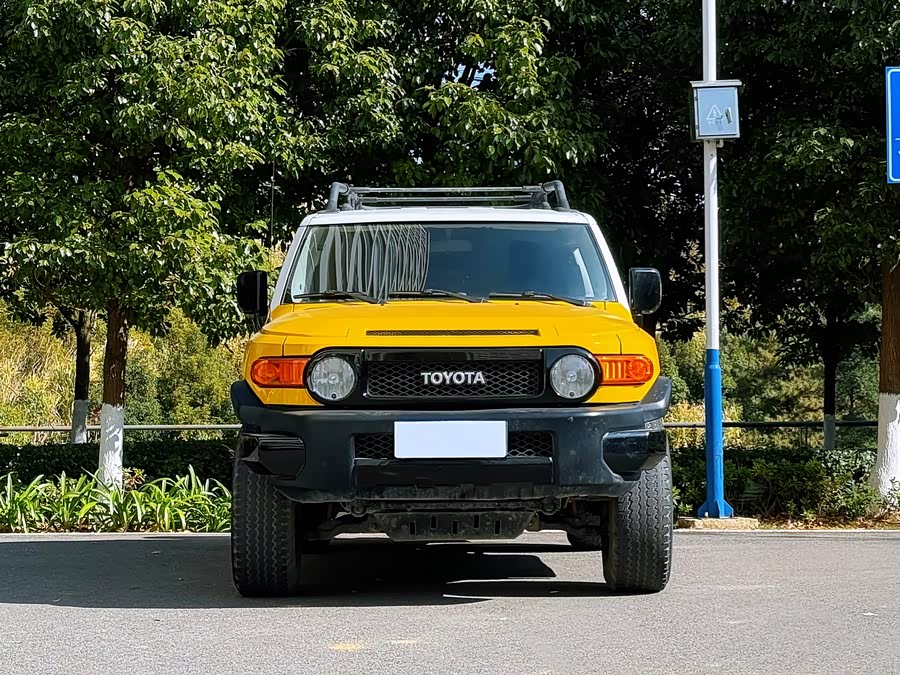 Toyota FJ Cruiser 2008 #3 Toyota FJ Cruiser 2008 car image #3
