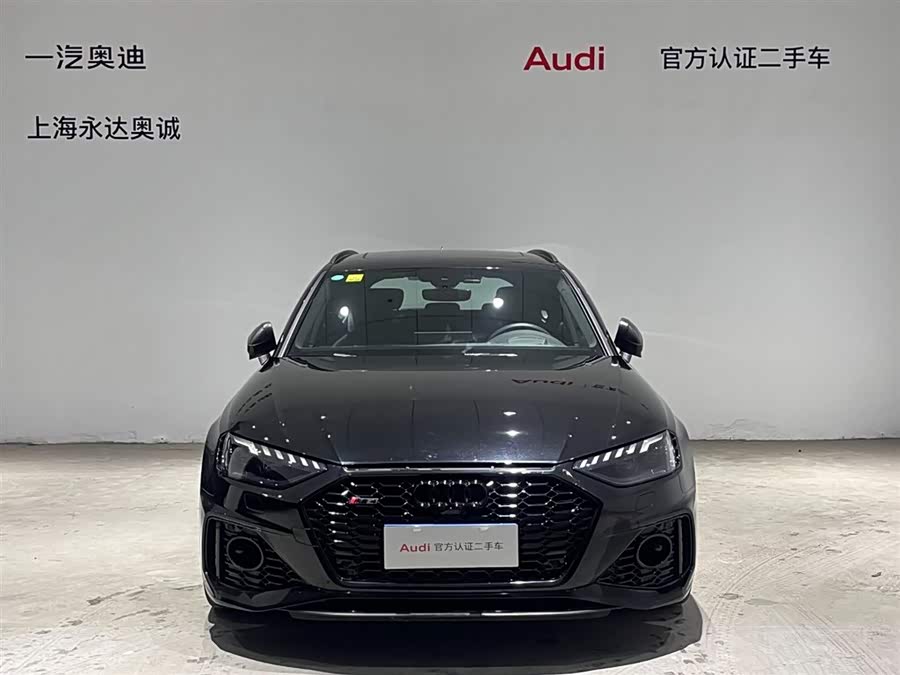 Audi RS 4 2023 #3 Audi RS 4 2023 car image #3