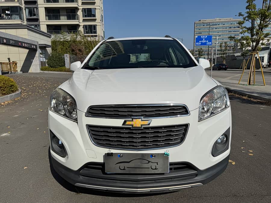 Chevrolet Tracker 2015 #3 Chevrolet Tracker 2015 car image #3