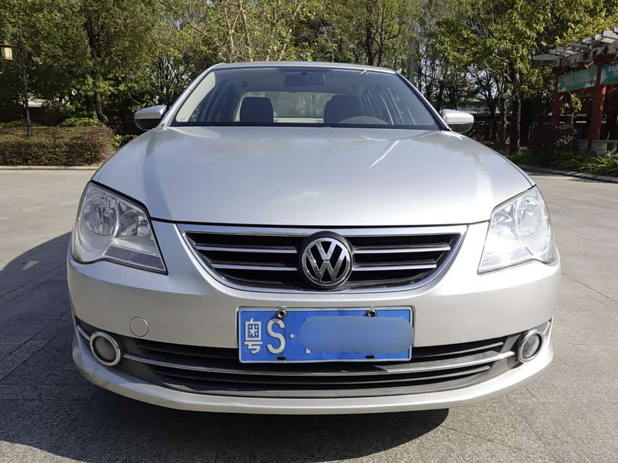 Volkswagen Bora 2011 car image #3