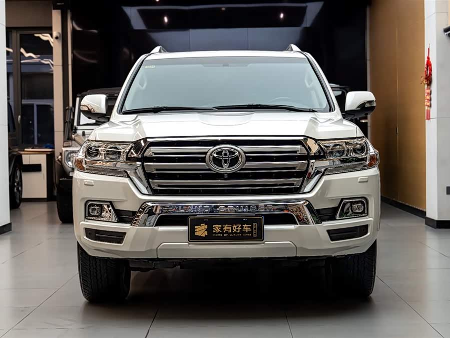 Toyota 2019 car image #3