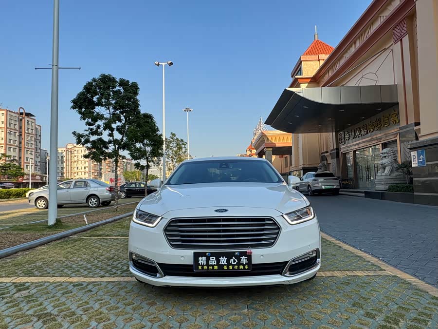 Ford Taurus 2016 car image #3