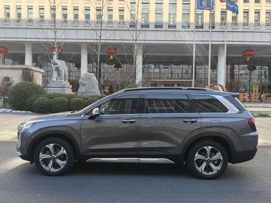 Hyundai Santa Fe 2019 #3 Hyundai Santa Fe 2019 car image #3