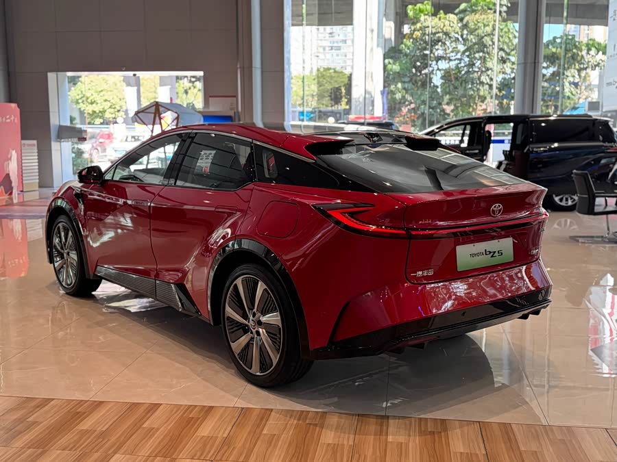 Toyota bZ5 2025 car image #3