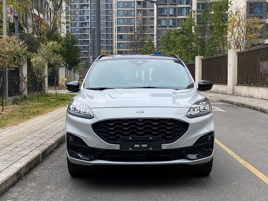 Ford Escape 2023 immagine di auto #3