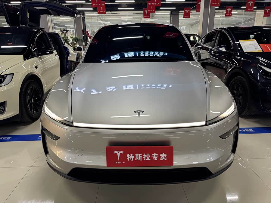 特斯拉 Model Y L 2025 汽车图片 #3