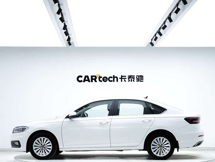 Volkswagen Lavida 2021 car image #3