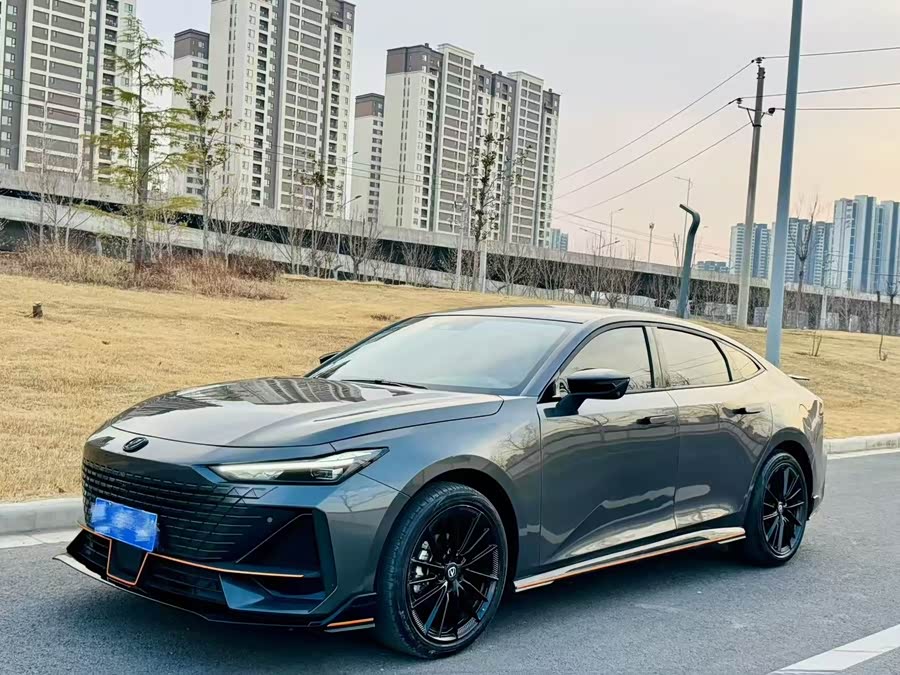 Changan UNI-V 2023 car image #3