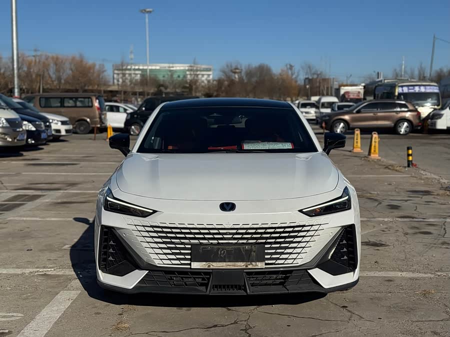 Changan UNI-V 2022 #3 Changan UNI-V 2022 car image #3