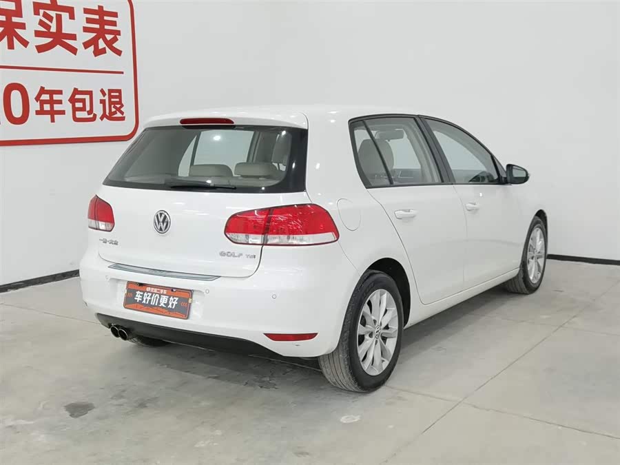 Volkswagen Golf 2011 car image #3