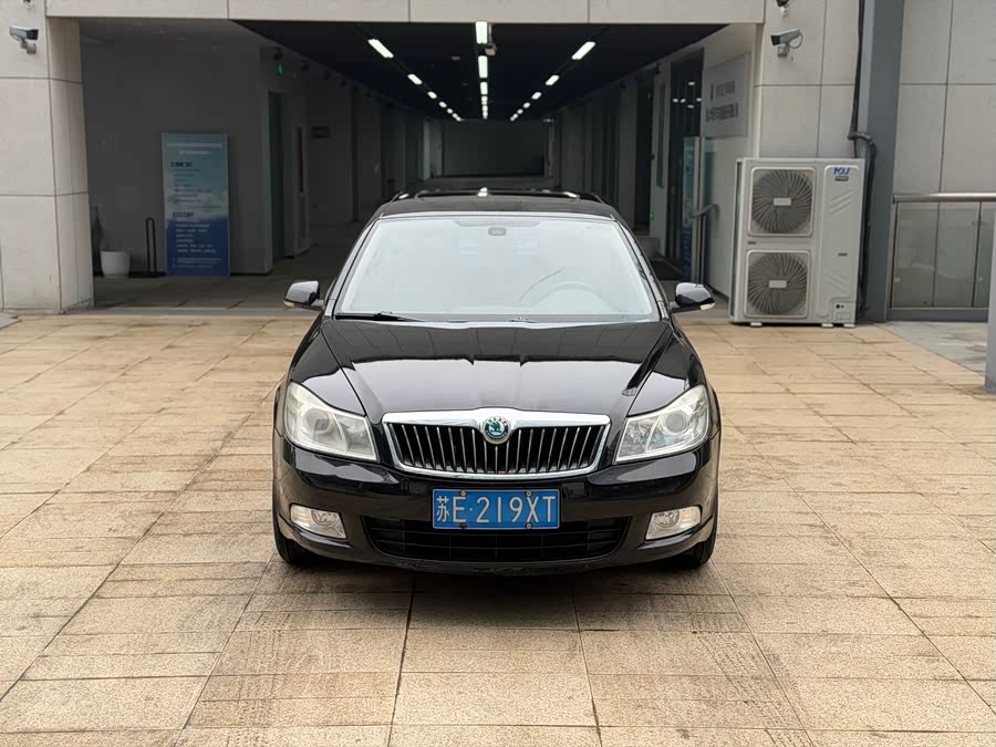 Skoda Octavia 2012 #3 Skoda Octavia 2012 car image #3