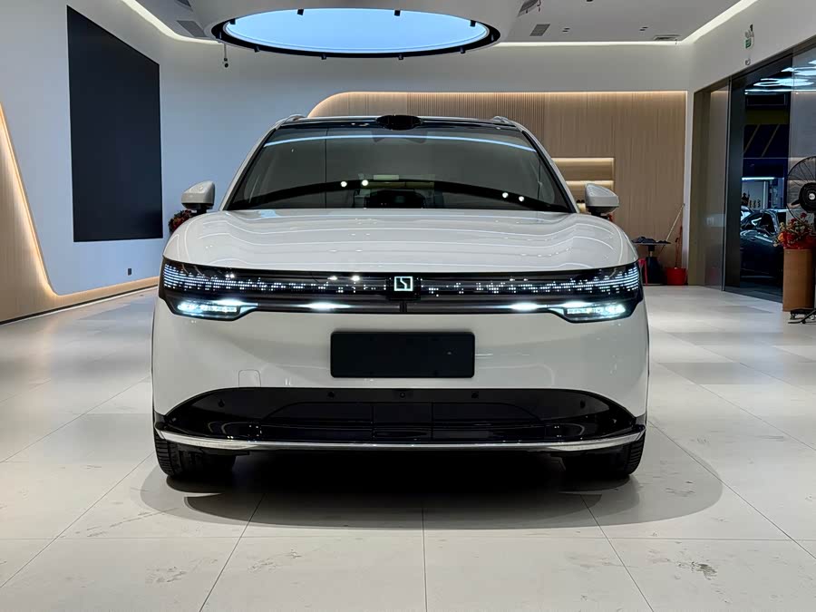 Zeekr 7X 2024 car image #3