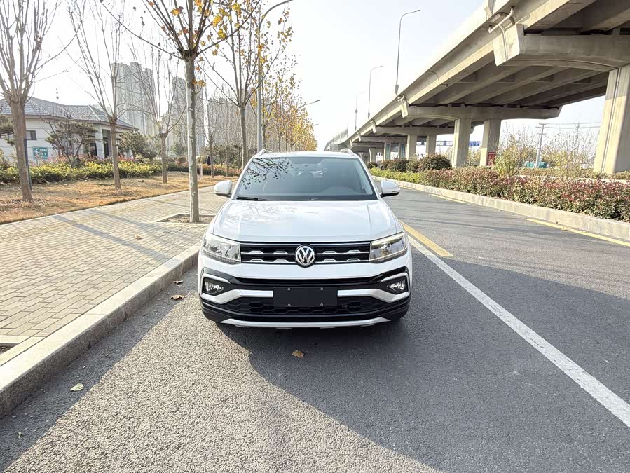Volkswagen T-Cross 2020 #3 Volkswagen T-Cross 2020 car image #3