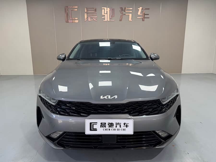 Kia K5 2021 car image #3