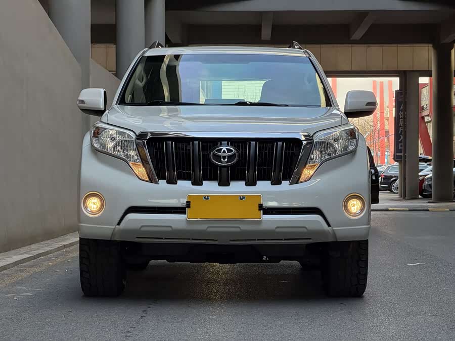 Toyota Land Cruiser Prado 2015 #3 Toyota Land Cruiser Prado 2015 car image #3
