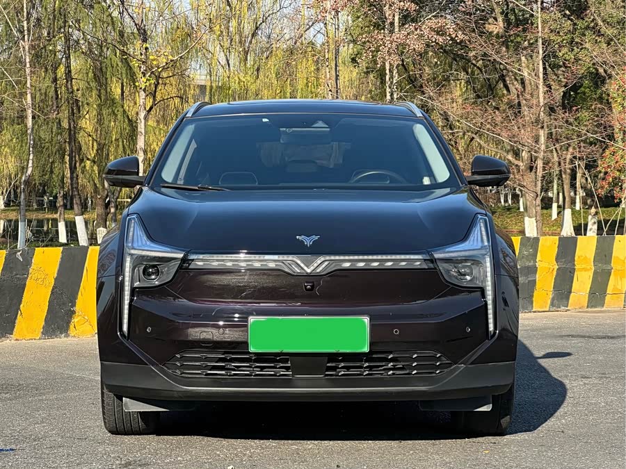 哪吒汽车 哪吒U 2021 #3 哪吒汽车 哪吒U 2021 汽车图片 #3