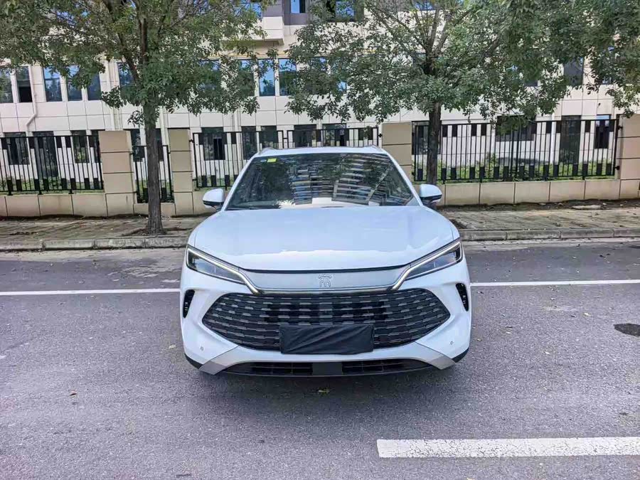 BYD SongL DM-i 2025 car image #3