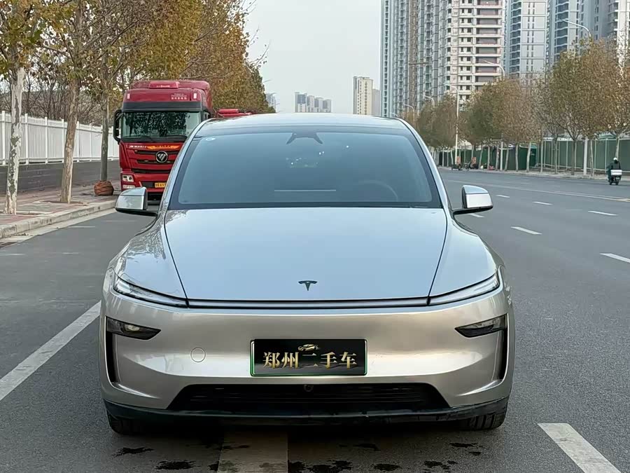 特斯拉 Model Y L 2025 汽车图片 #3