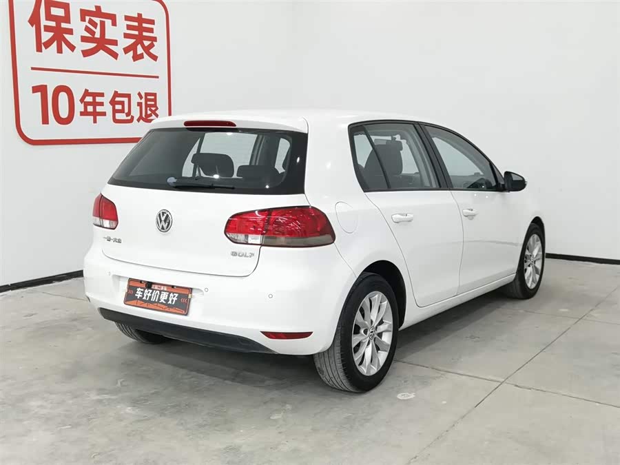 Volkswagen Golf 2013 car image #3