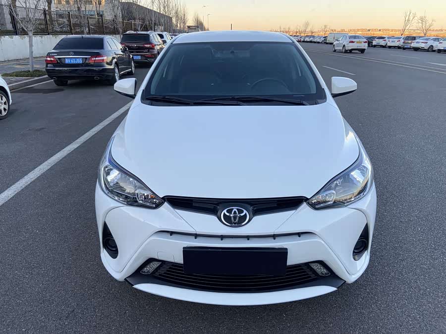 Toyota Yaris L Zhixiang 2018 صورة سيارة #3