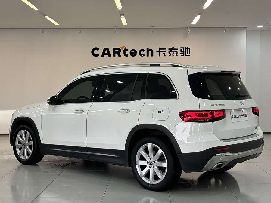 Mercedes-Benz GLB Class 2020 car image #3