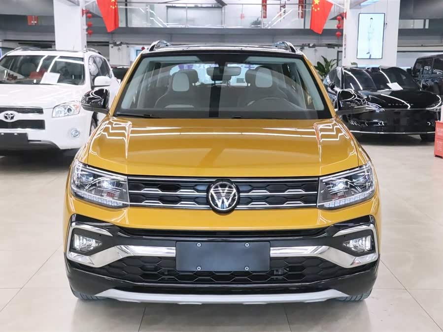 Volkswagen T-Cross 2022 car image #3