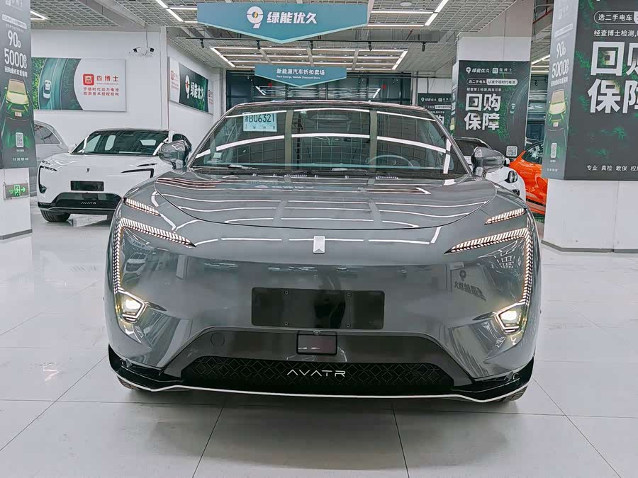 Avatr 11 2024 car image #3