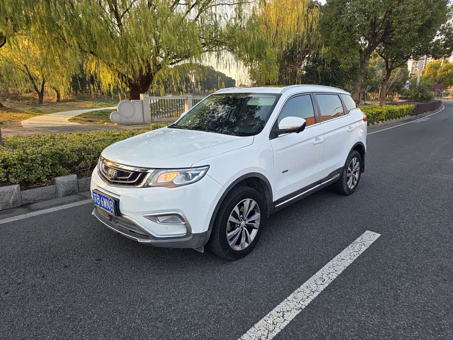 GEELY Boyue 2017 car image #3