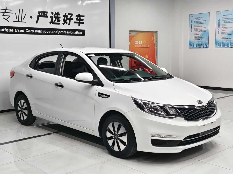 Kia K2 2015 imagen de coche #3