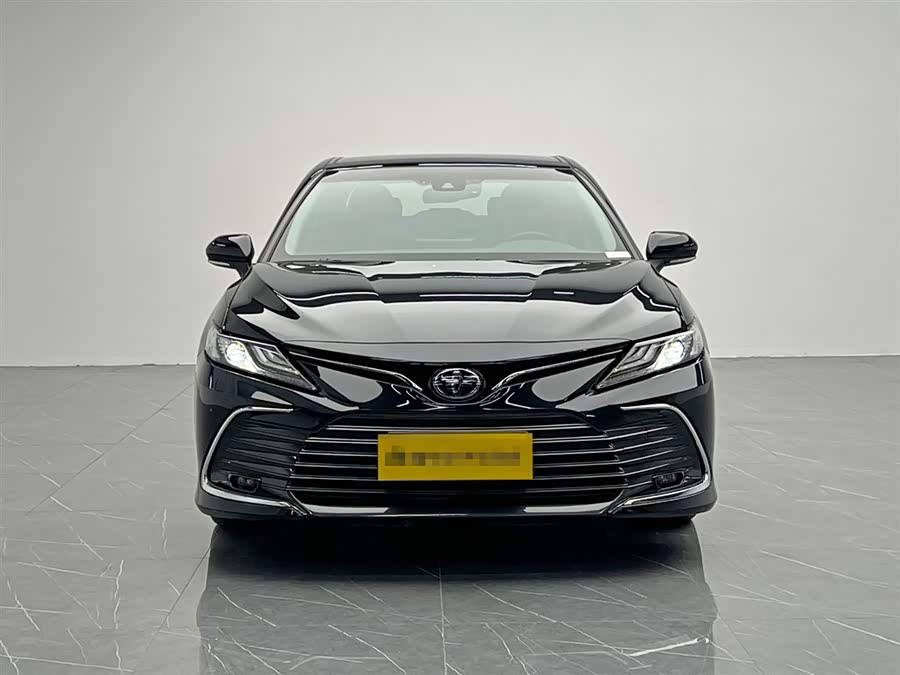 Toyota Camry 2021 car image #3