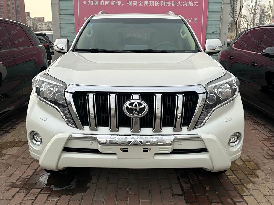 Toyota 2016 #3 Toyota 2016 car image #3
