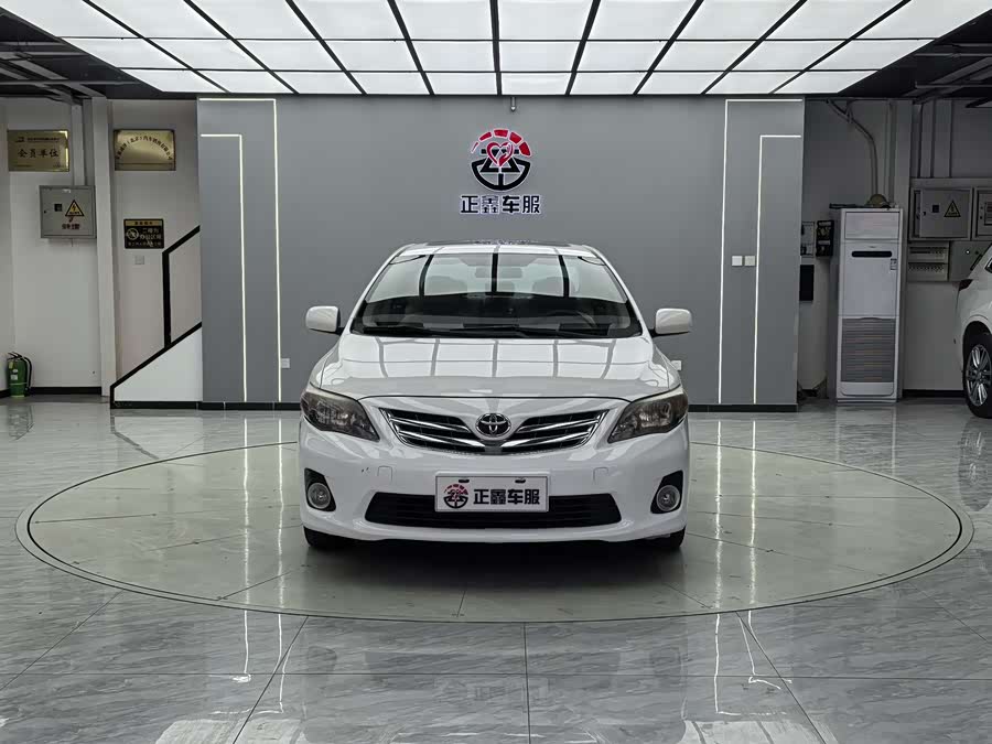 Toyota Corolla 2014 #3 Toyota Corolla 2014 car image #3