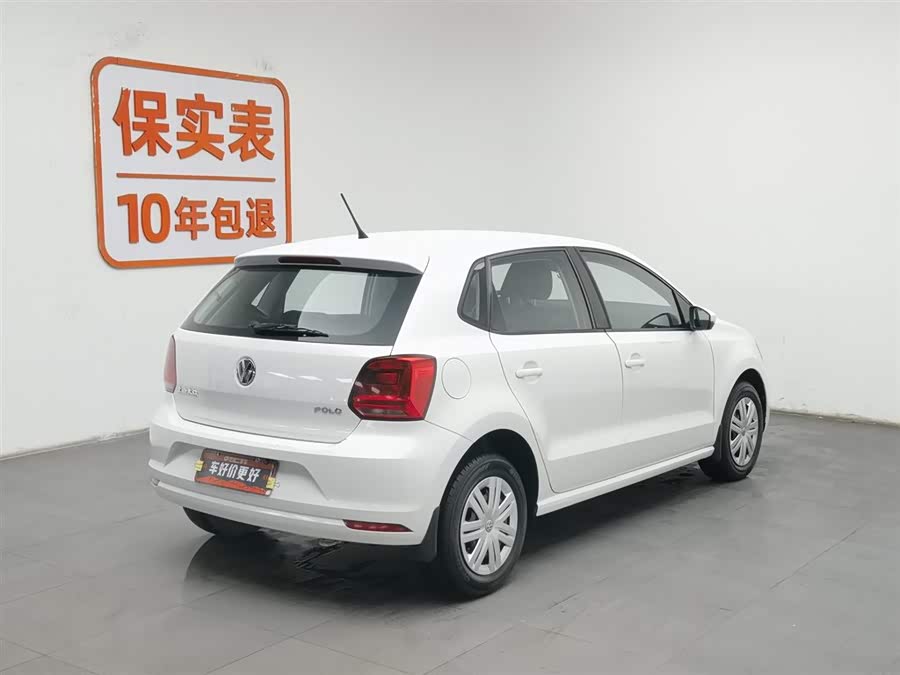 Volkswagen Polo 2014 car image #3