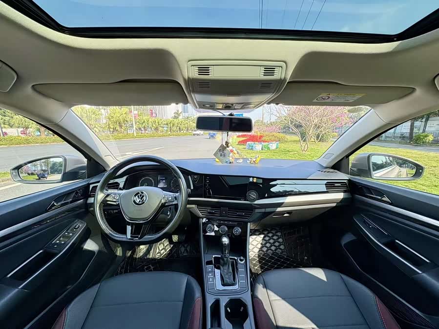 Volkswagen Bora 2021 car image #3