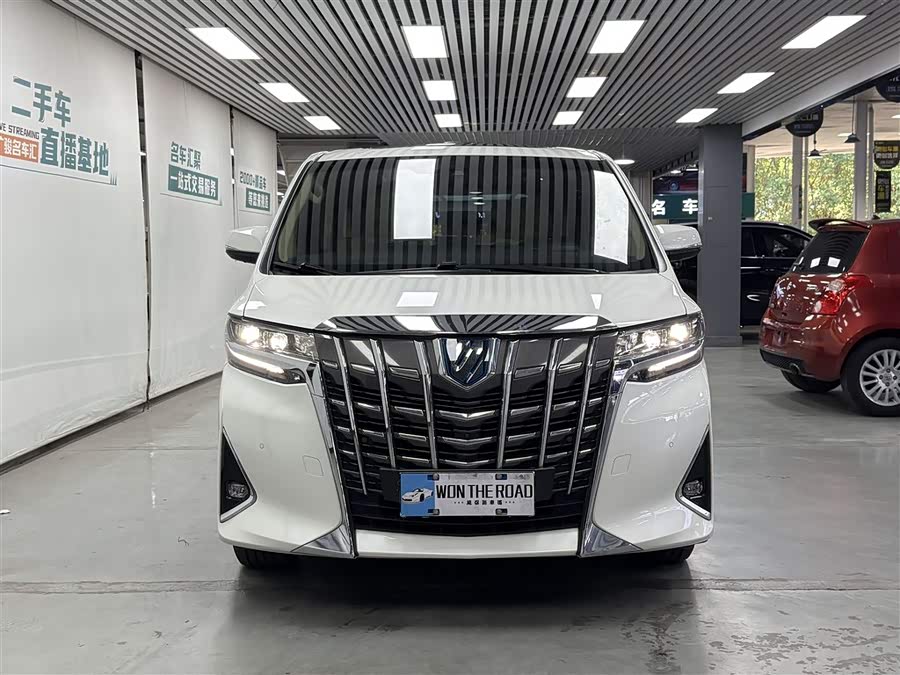 Toyota Alphard 2023 immagine di auto #3