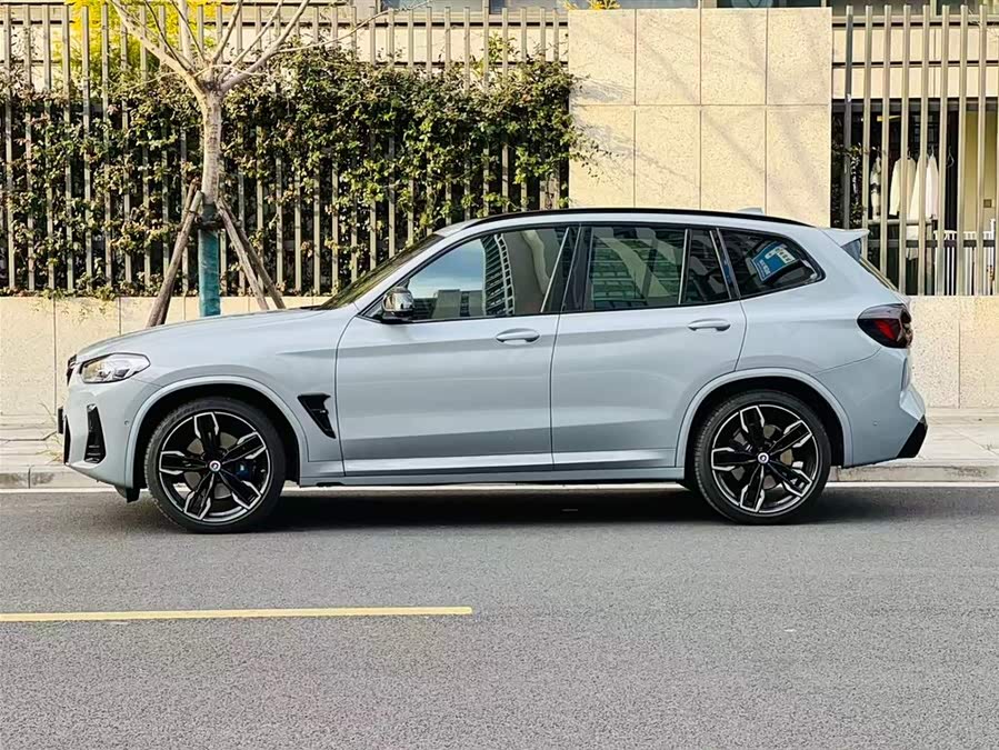 BMW X3 M40i 2023 #3 BMW X3 M40i 2023 car image #3